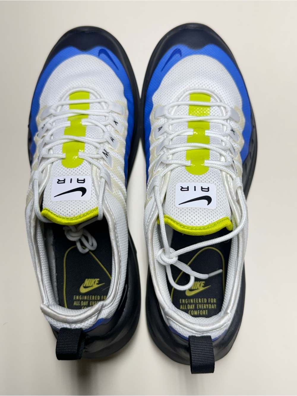 Nike Air Max Axis Men’s Sneakers – US Size 9.5 - Picture 4 of 10